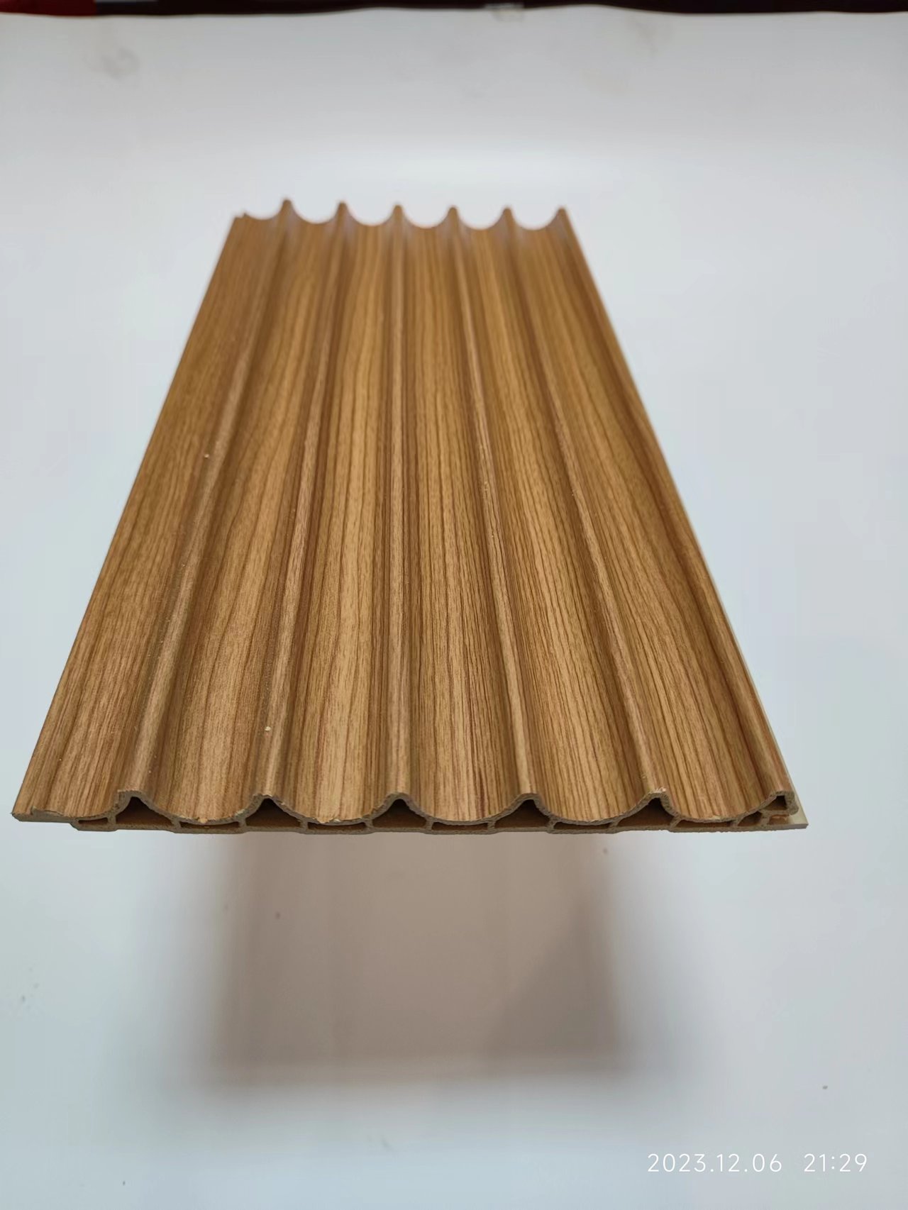 WPC Cekung Wall Panel - Golden Pine - Image 7